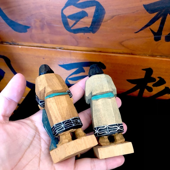 Vintage Rare Beautiful Pair of Japanese Ainu Wood Pair - Picture 3 of 3